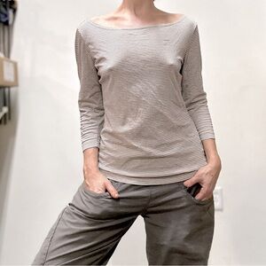 H&M 3/4 sleeve French horizontal-striped fitted shirt. Medium